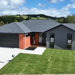 Brand New House With 5 Bedroom And 3 Full Bathroom Rotorua