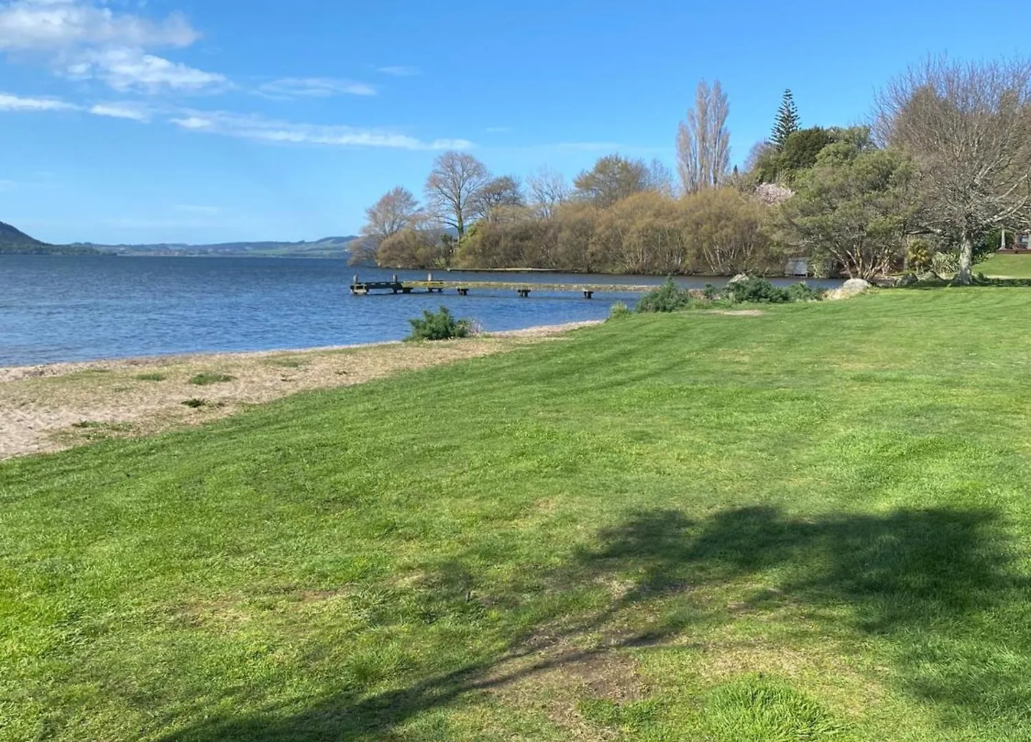 Zodiac Bay Lake Retreat Rotorua