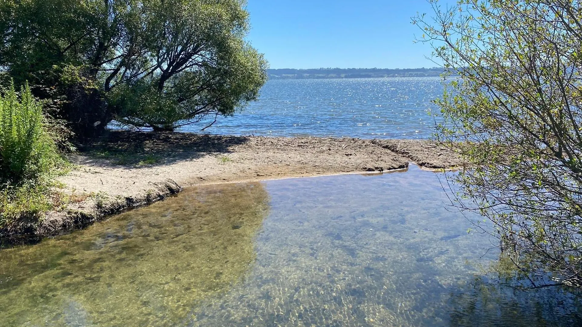Zodiac Bay Lake Retreat Rotorua 0*,  New Zealand